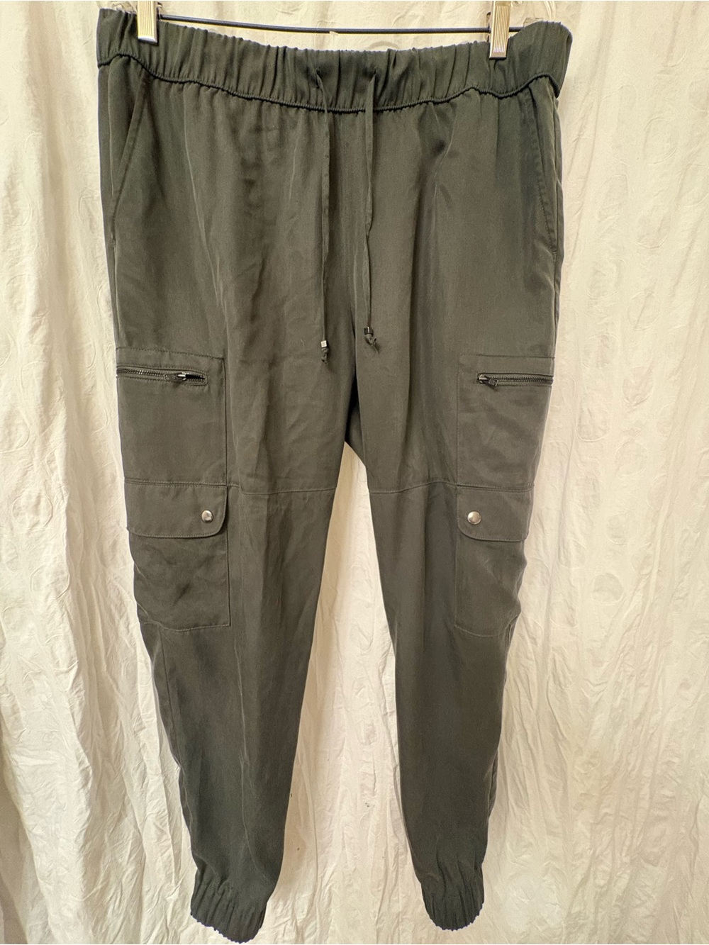 Banana republic, jogger pants, and olive green. Size large.